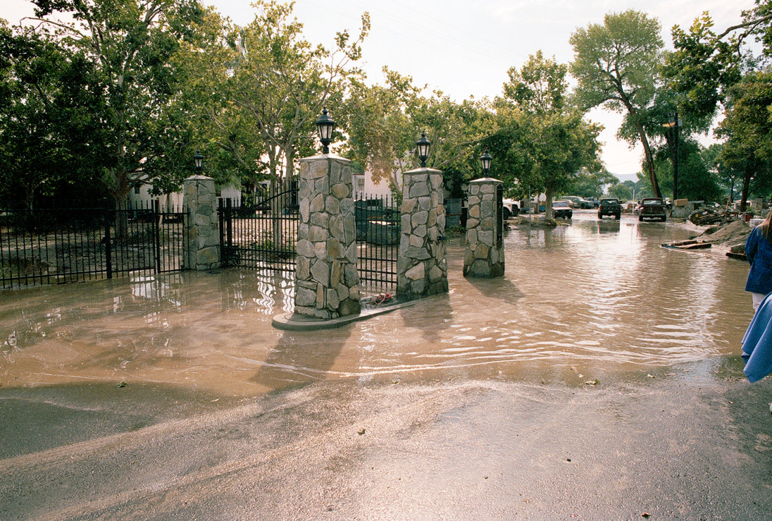 Photo after the Golden Era flood, entry gates