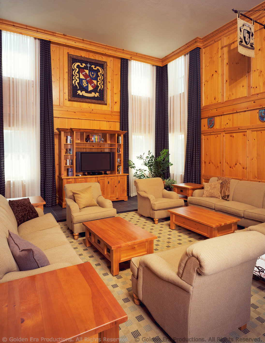 Gold Base Staff Berthing Lounge interior