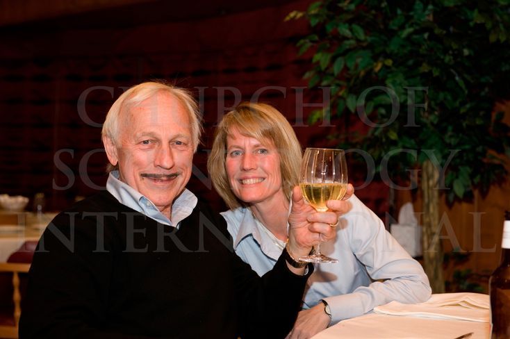 Ron Miscavige and his wife Becky celebrate his 73rd birthday, January 2009, at a dinner from his son.