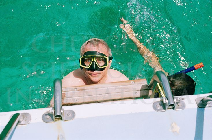 Ron Miscavige snorkeling in the Caribbean on a day off, circa 2000.