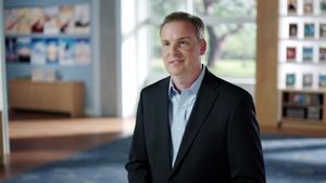 Henning Benndorf, Senior Vice President